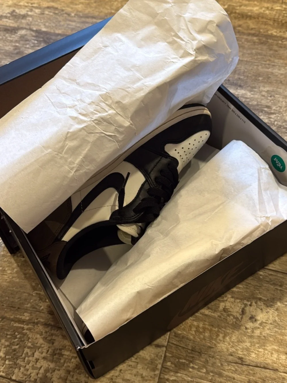 Air Jordan 1 Low OG Dark Mocha